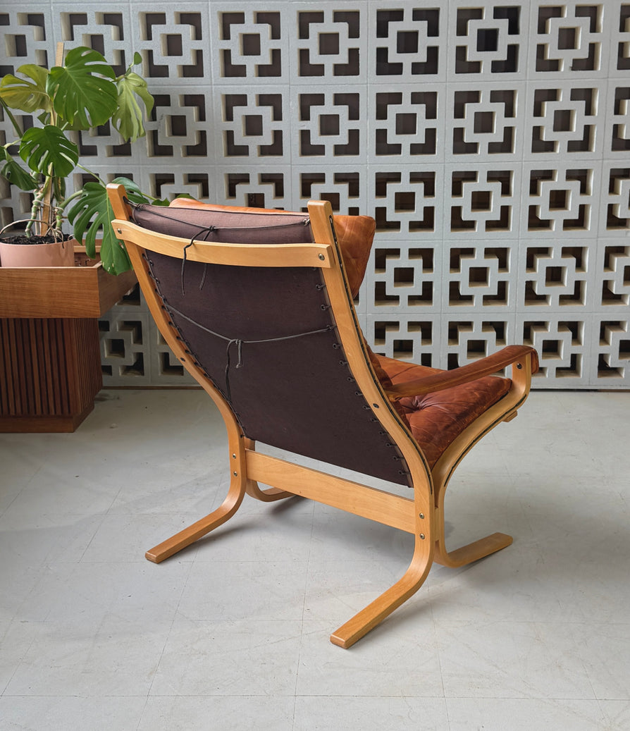 High-Back Siesta Chair in Vintage Tan Leather