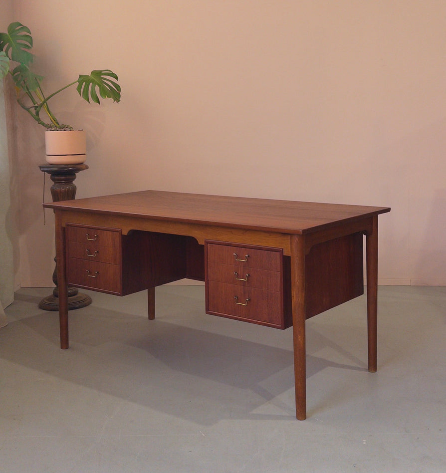 1950s Danish Writing Desk in Teak & Oak