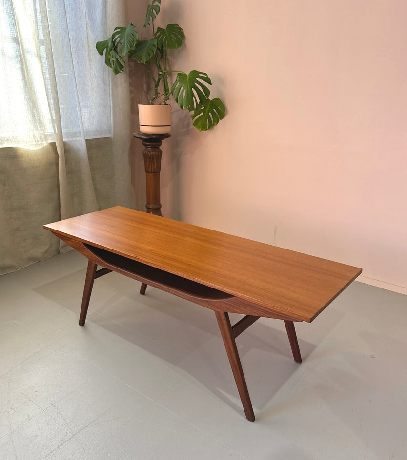 Omann Jun Coffee Table in Teak