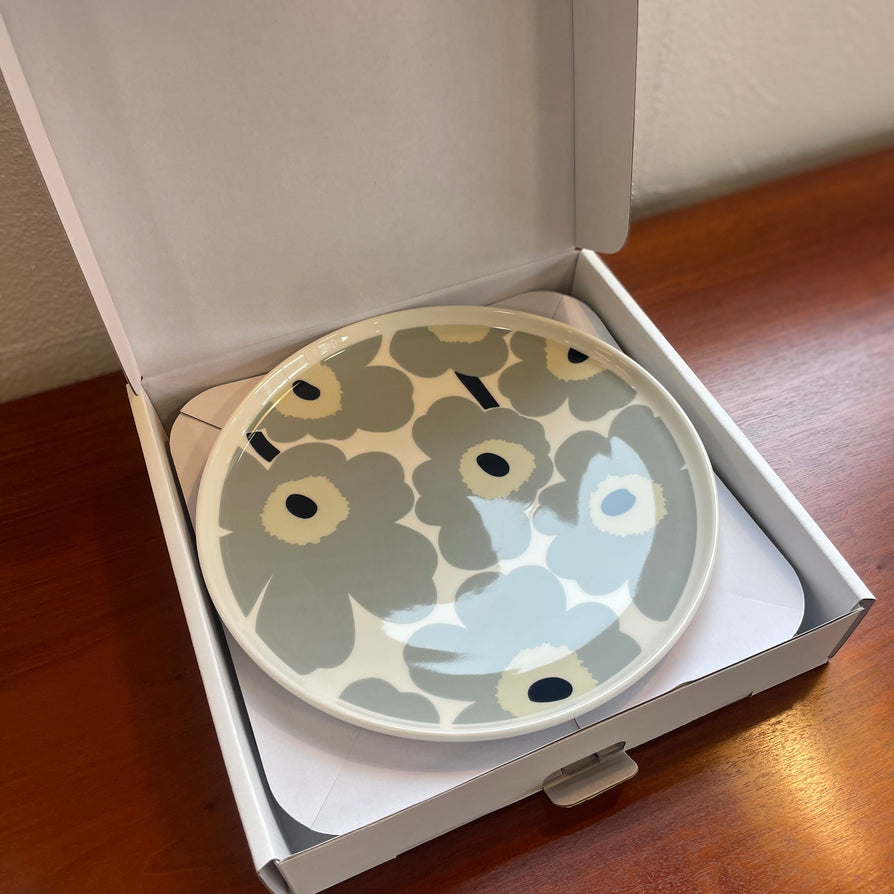 Marimekko Oiva / Unikko Plates (Set of Two)