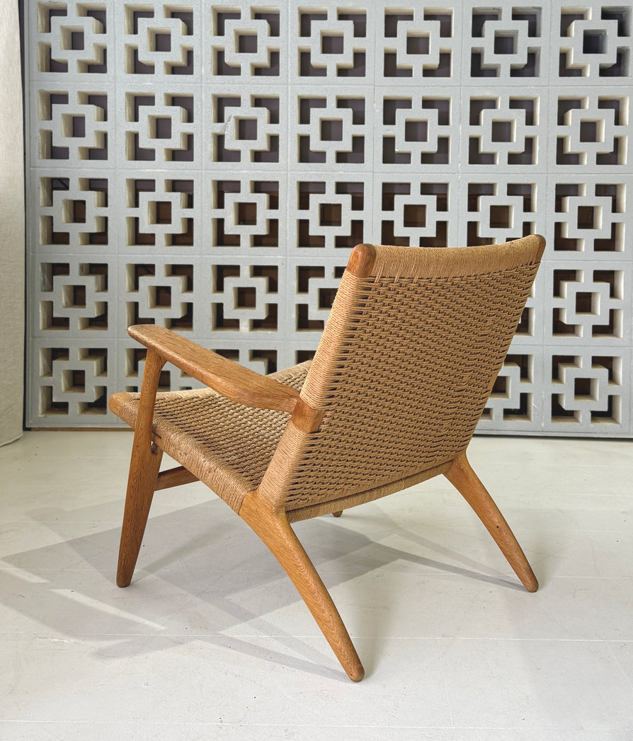 Hans J. Wegner CH25 Easy Chair