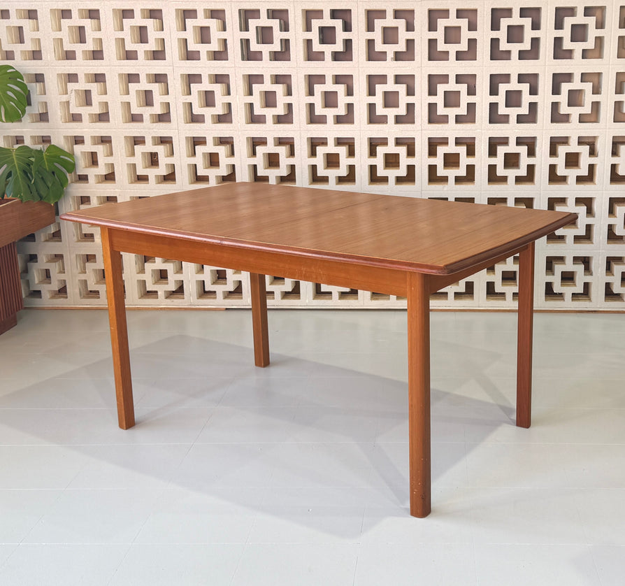 Mid-Century 1980s Extension Dining Table in Teak & Blackwood