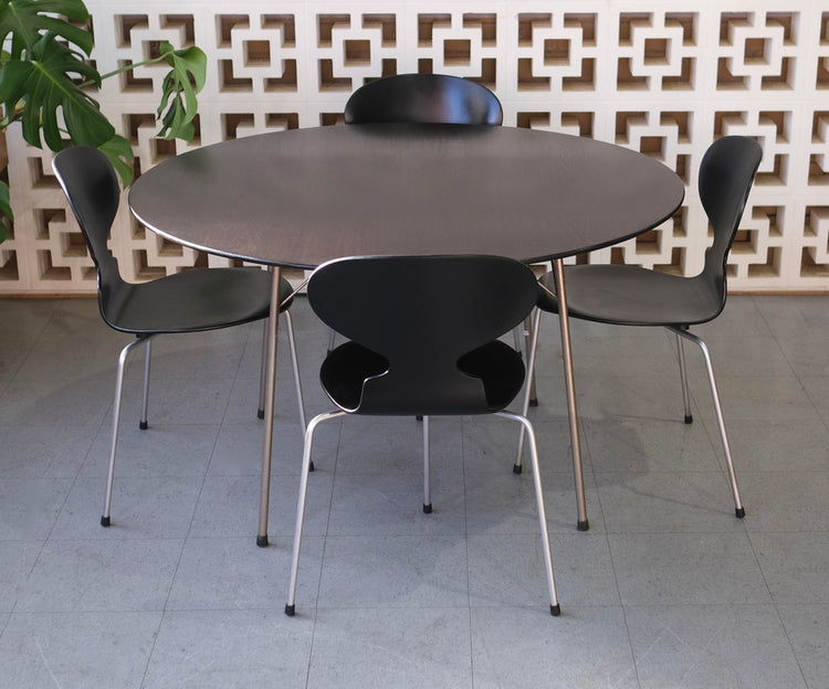 Arne Jacobsen for Fritz Hansen Ant Dining Set