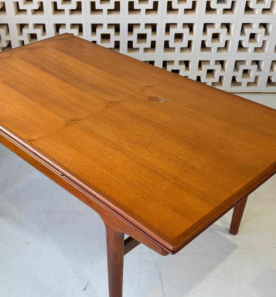 Johannes Andersen Extension Dining Table