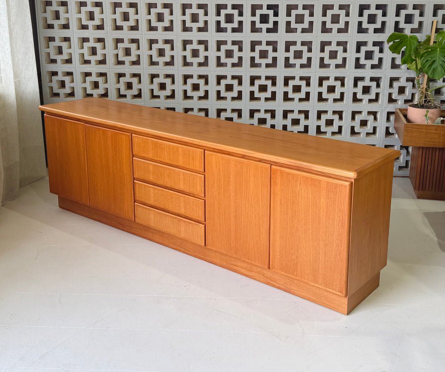 Large Mid-Century Sideboard / Console in Teak