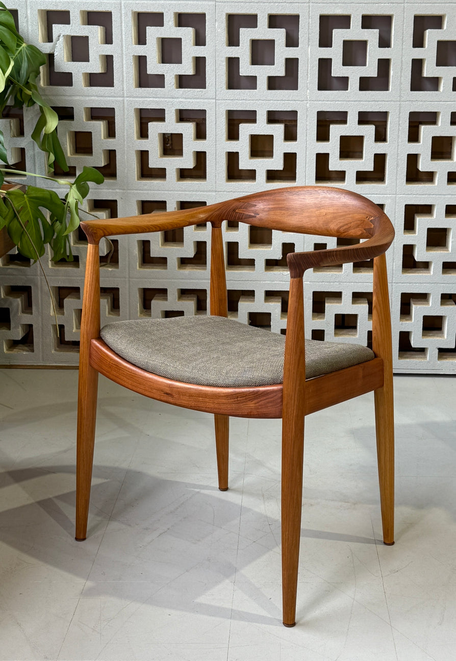 Danish De Luxe "Round Chair" in Acacia