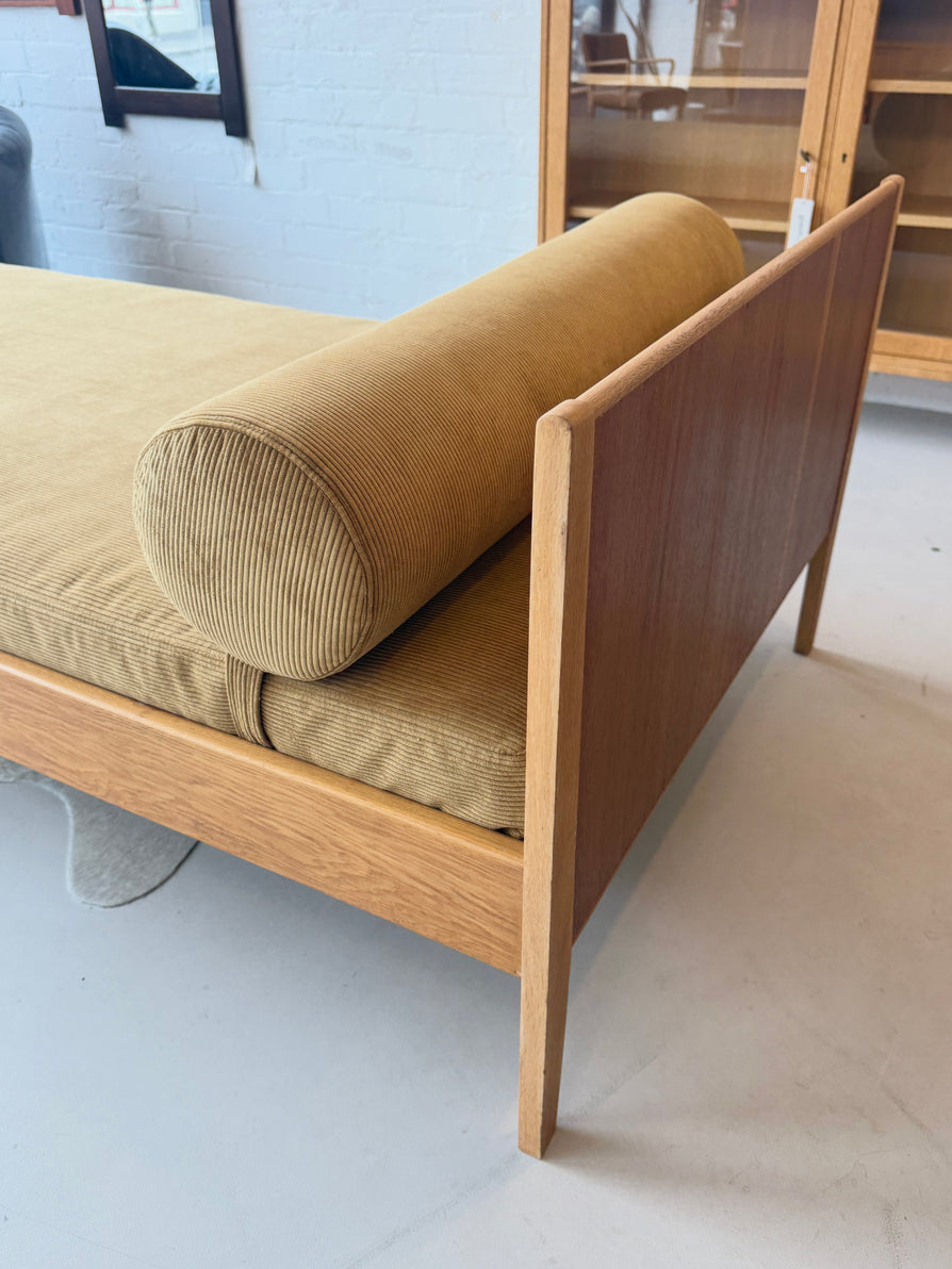 Danish Daybed in European Oak