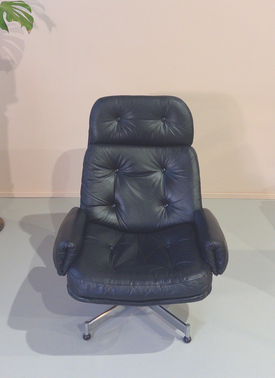 Danish Swivel Chair in Black Leather