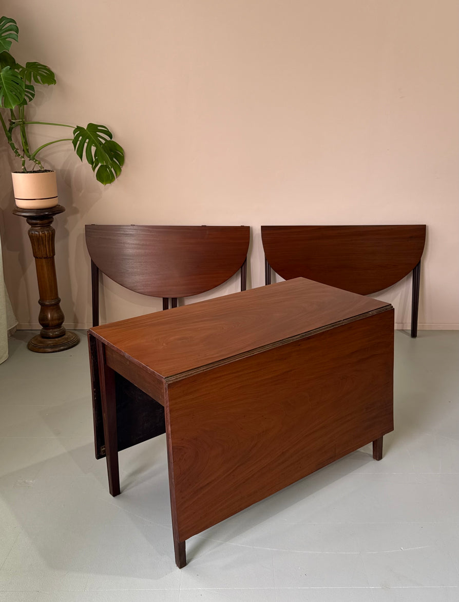 Inter-War, 1940s Gate-Leg Extension Dining Table