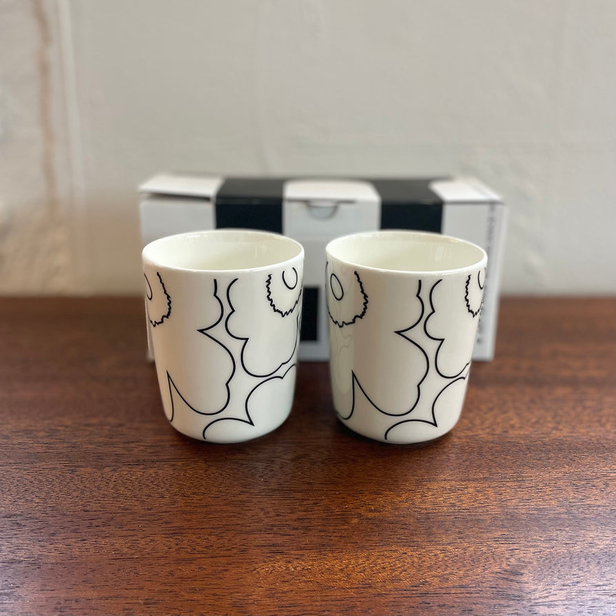 Pair of Marimekko Oiva / Piirto Unikko Mugs