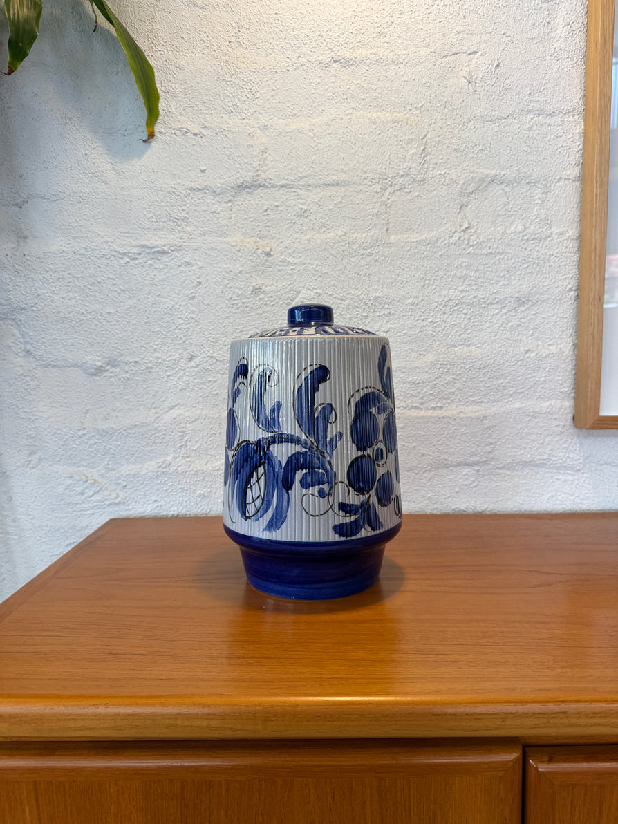 West German Rumtoph (Rum Pot)