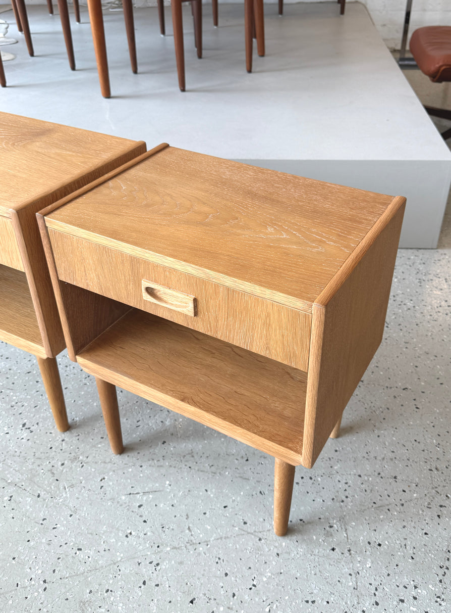 Pair of Danish Bedside Tables in Oak