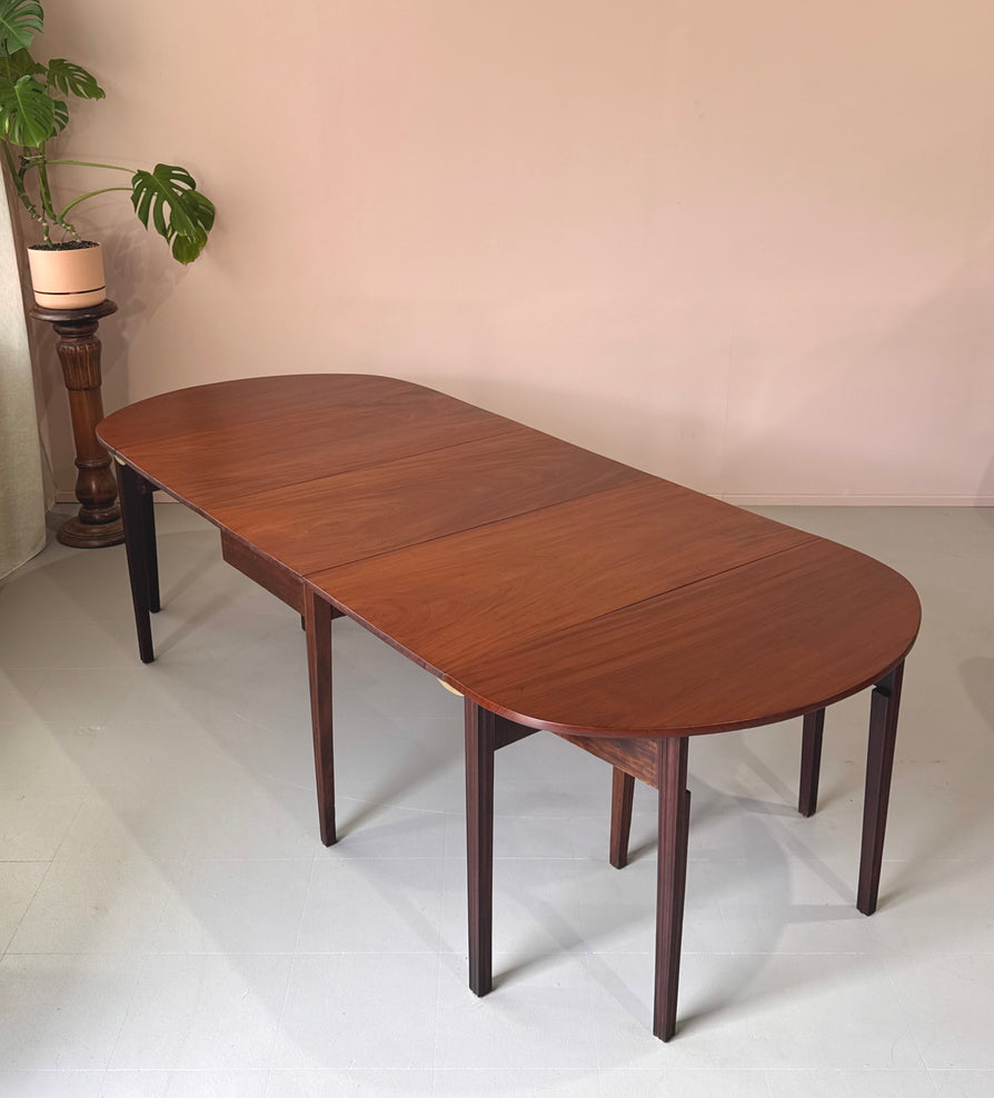 Inter-War, 1940s Gate-Leg Extension Dining Table