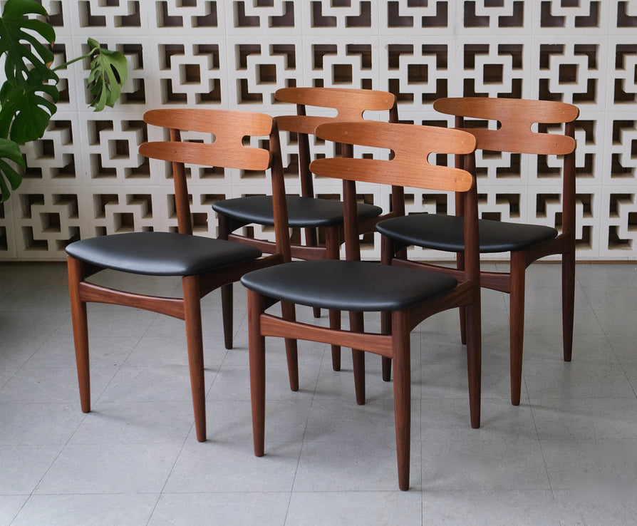 Set of Four Johannes Andersen Model 178 Dining Chairs in Teak