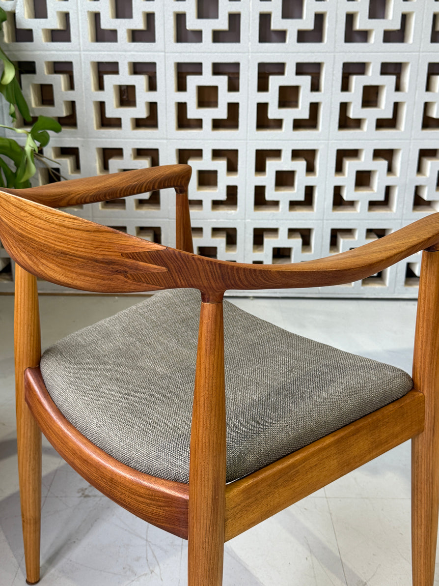 Danish De Luxe "Round Chair" in Acacia