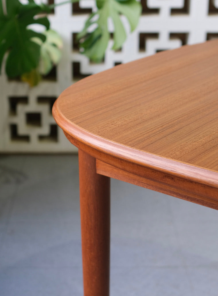 Mid-Century Extension Dining Table in Teak