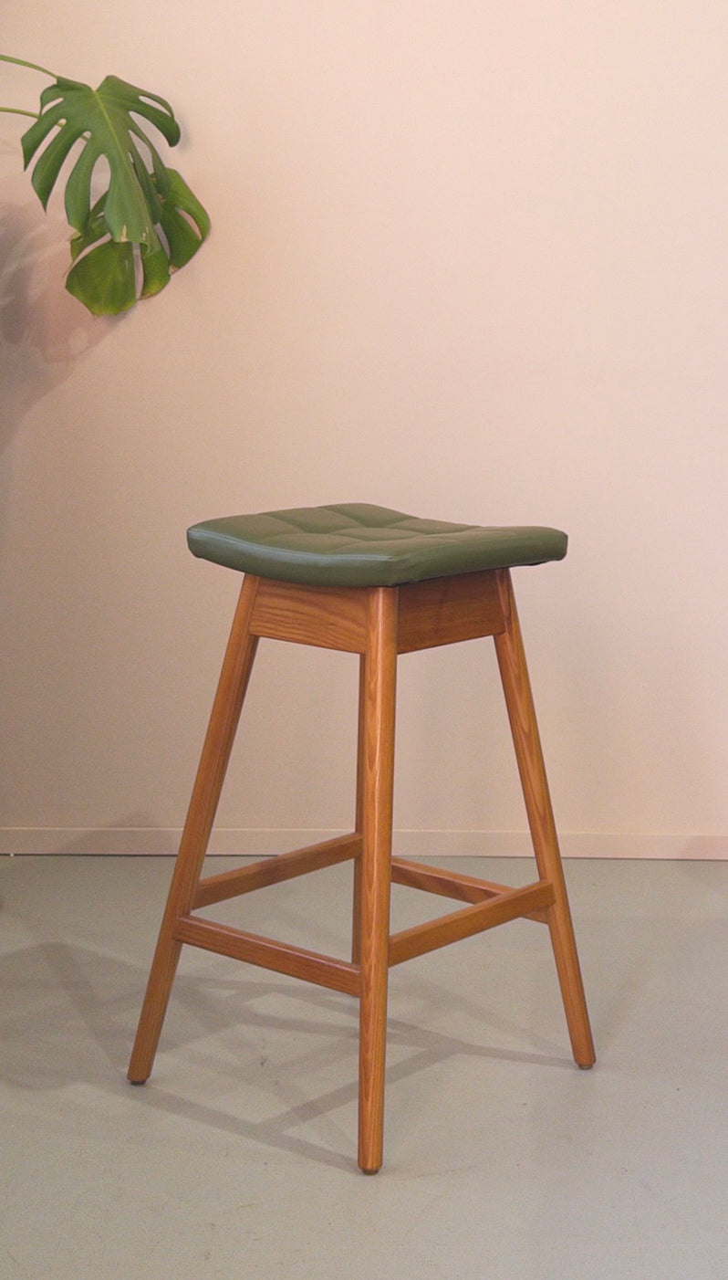 TH Brown Martelle Barstool in Teak & Green Vinyl