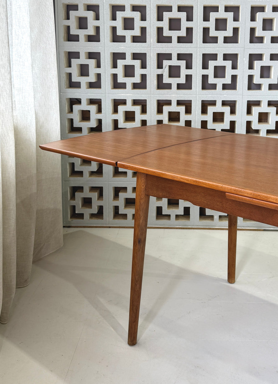 Danish Extension Dining Table in Teak & Oak