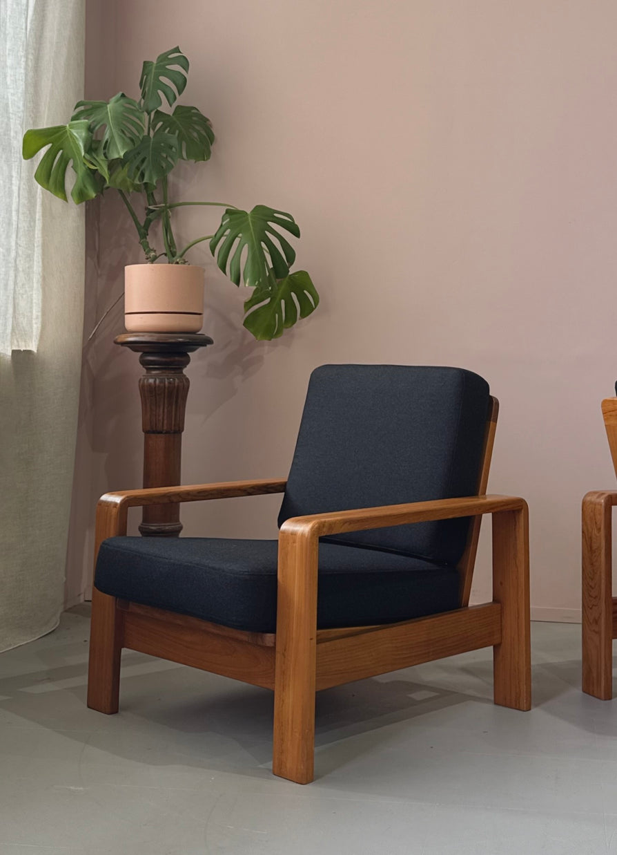 Pair of 1980s Lounge Chairs