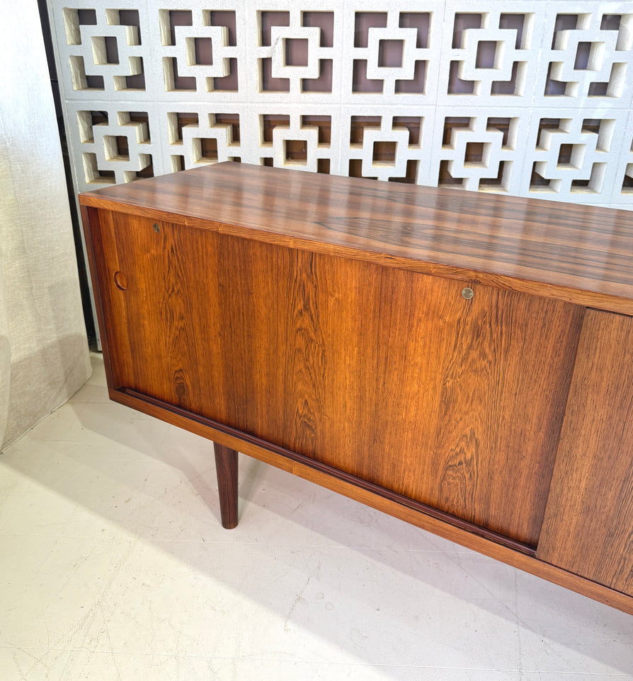Hans Wegner RY26 Sideboard