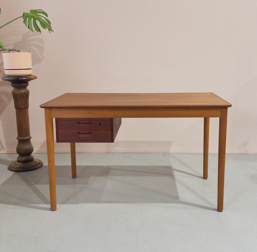 Danish Writing Desk in Teak & Oak