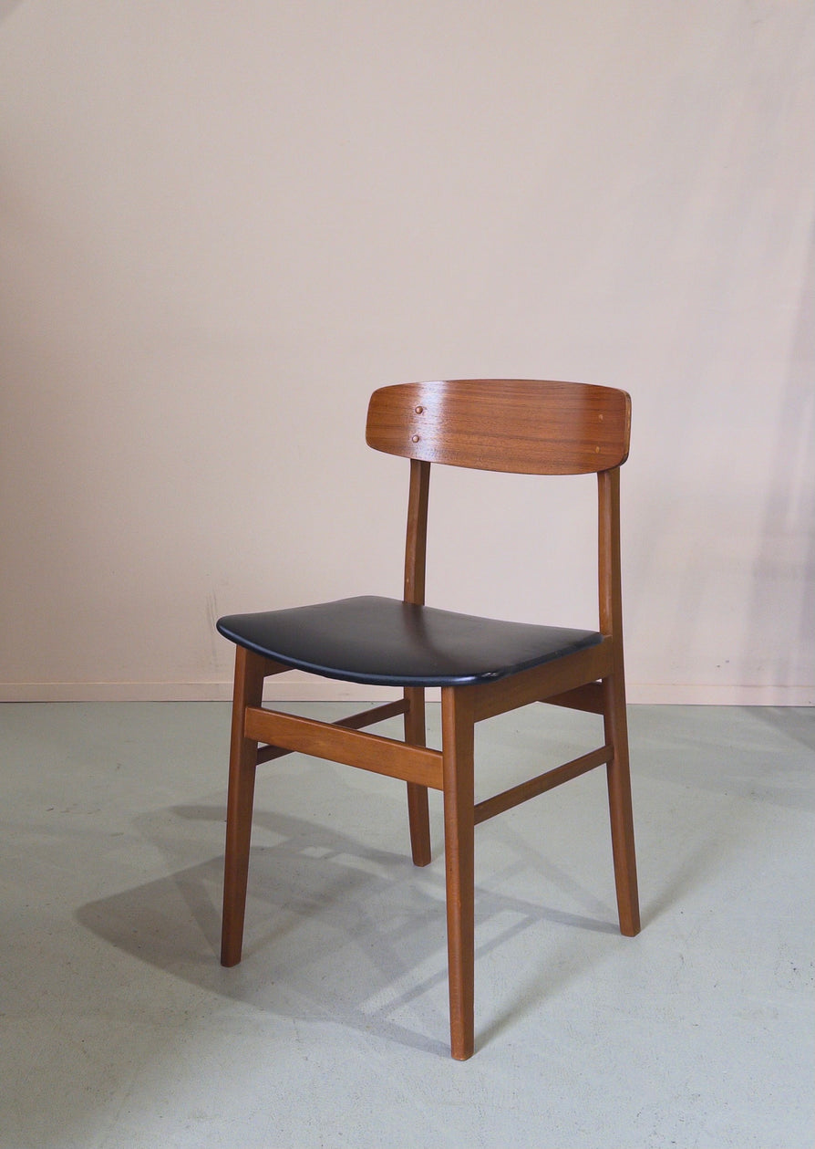 Single Danish Desk Chair / Side Chair