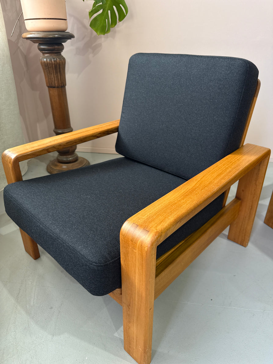 Pair of 1980s Lounge Chairs