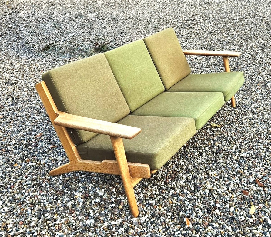 Hans Wegner GE290 Plank Sofa in Oak – Grandfather's Axe