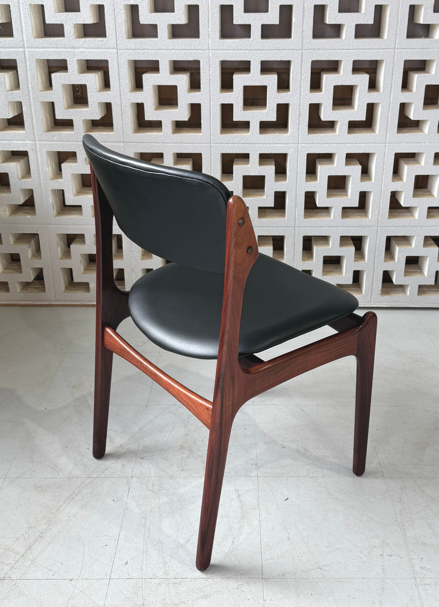 Six Erik Buch Model 49 Dining Chair in Rosewood