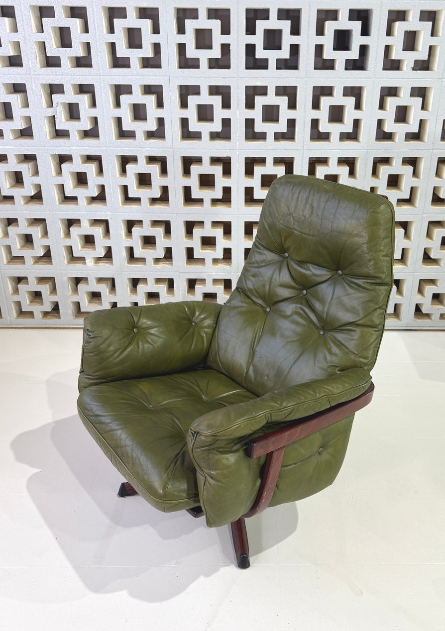 Göte Möbler Swivel Lounge Chair & Footstool