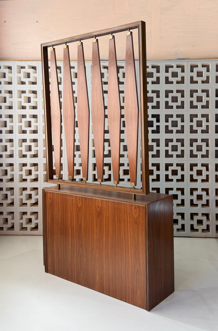 Mid-Century Entrance / Hallway Divider