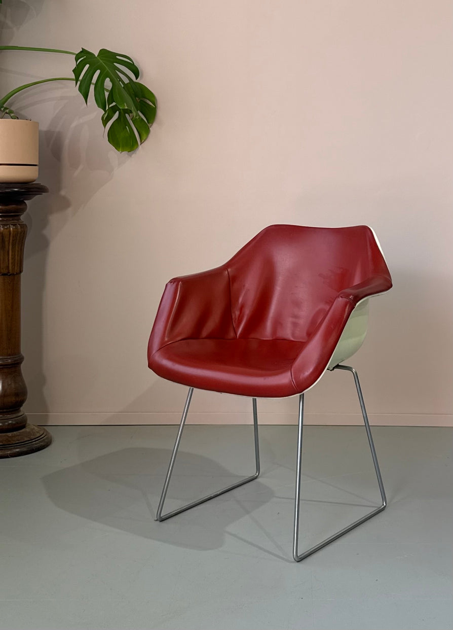 Robin Day for Hille Shell Chair