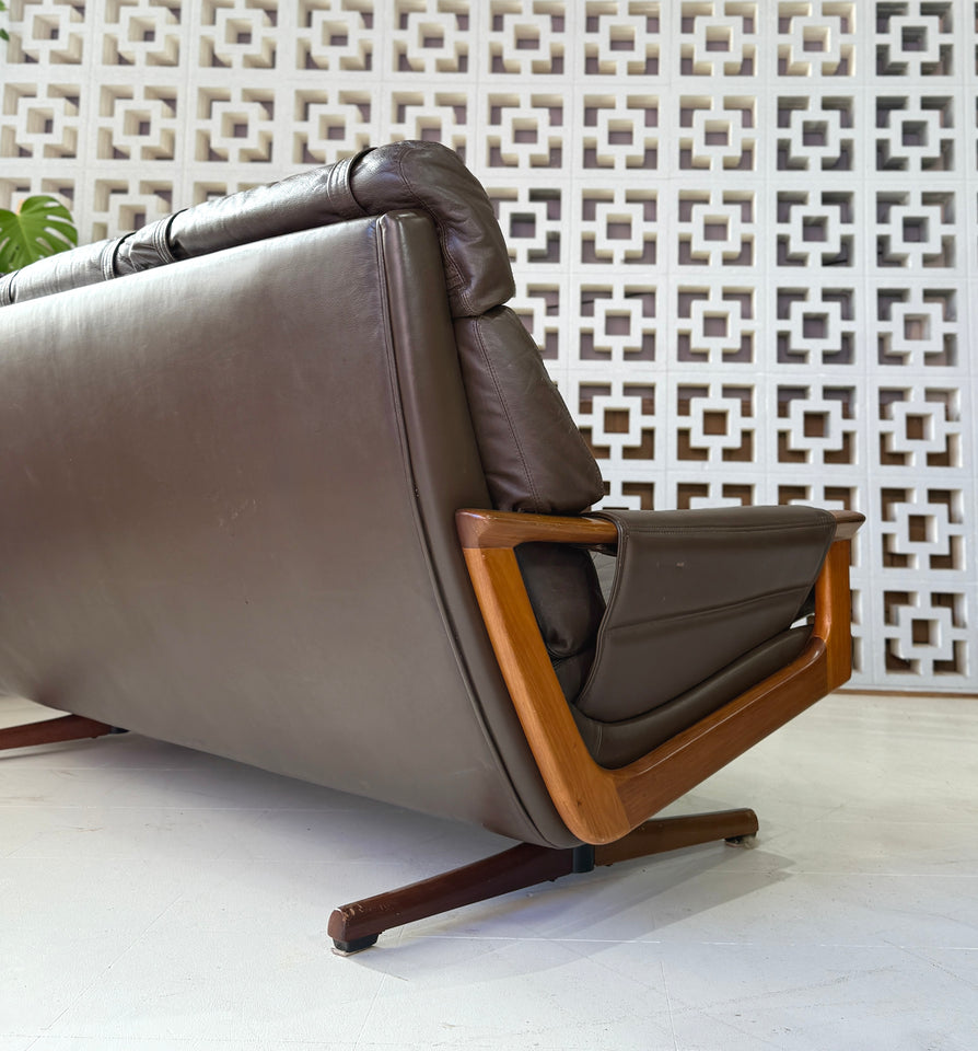 Tessa T21 Three-Seater Sofa in Brown Leather