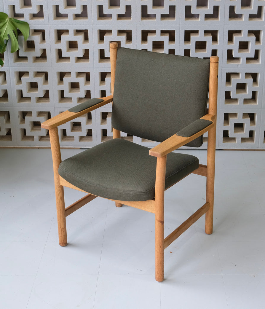 Kurt Østervig Chair in European Oak