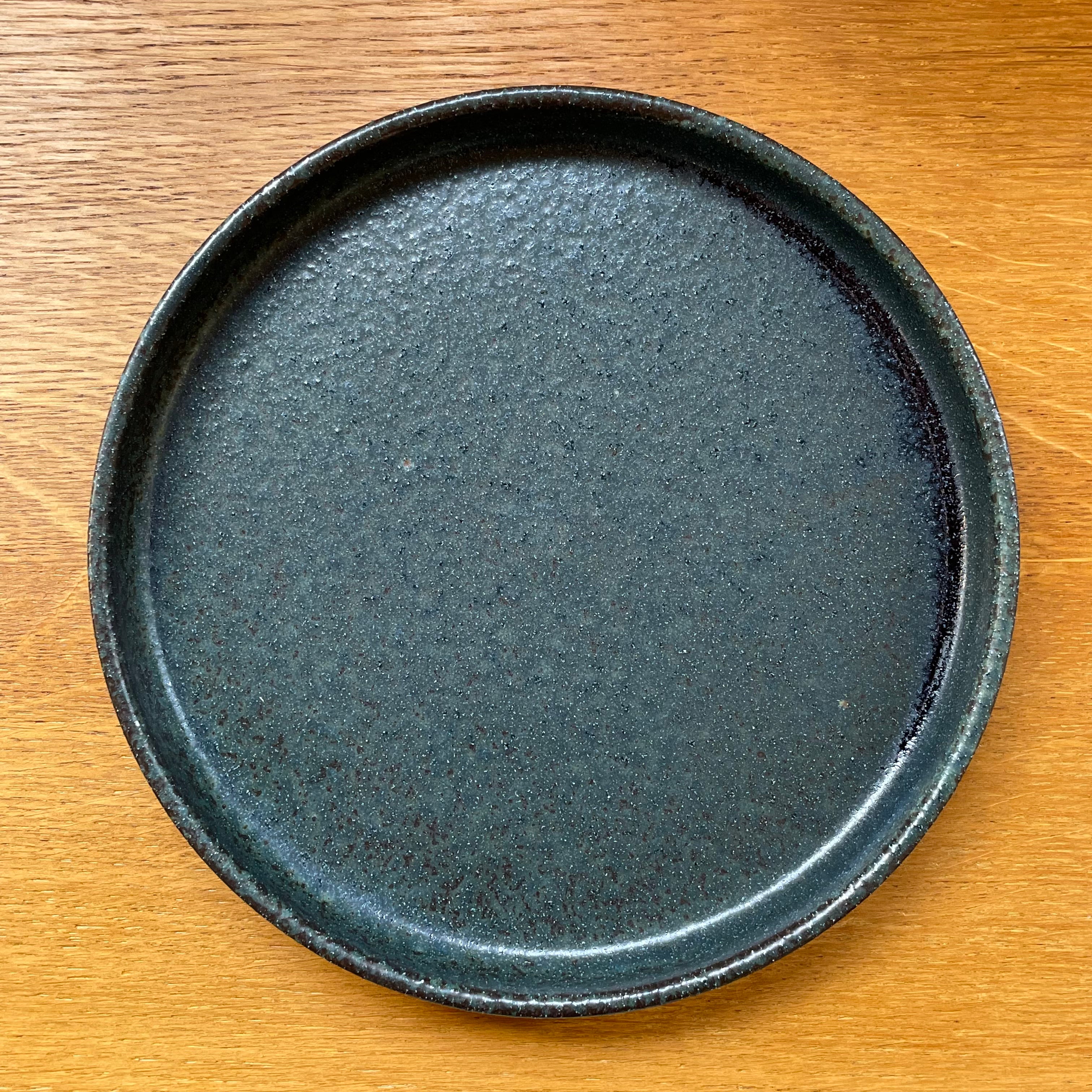 Short Rim Ceramic Plate 19cm - KOKUTEKI