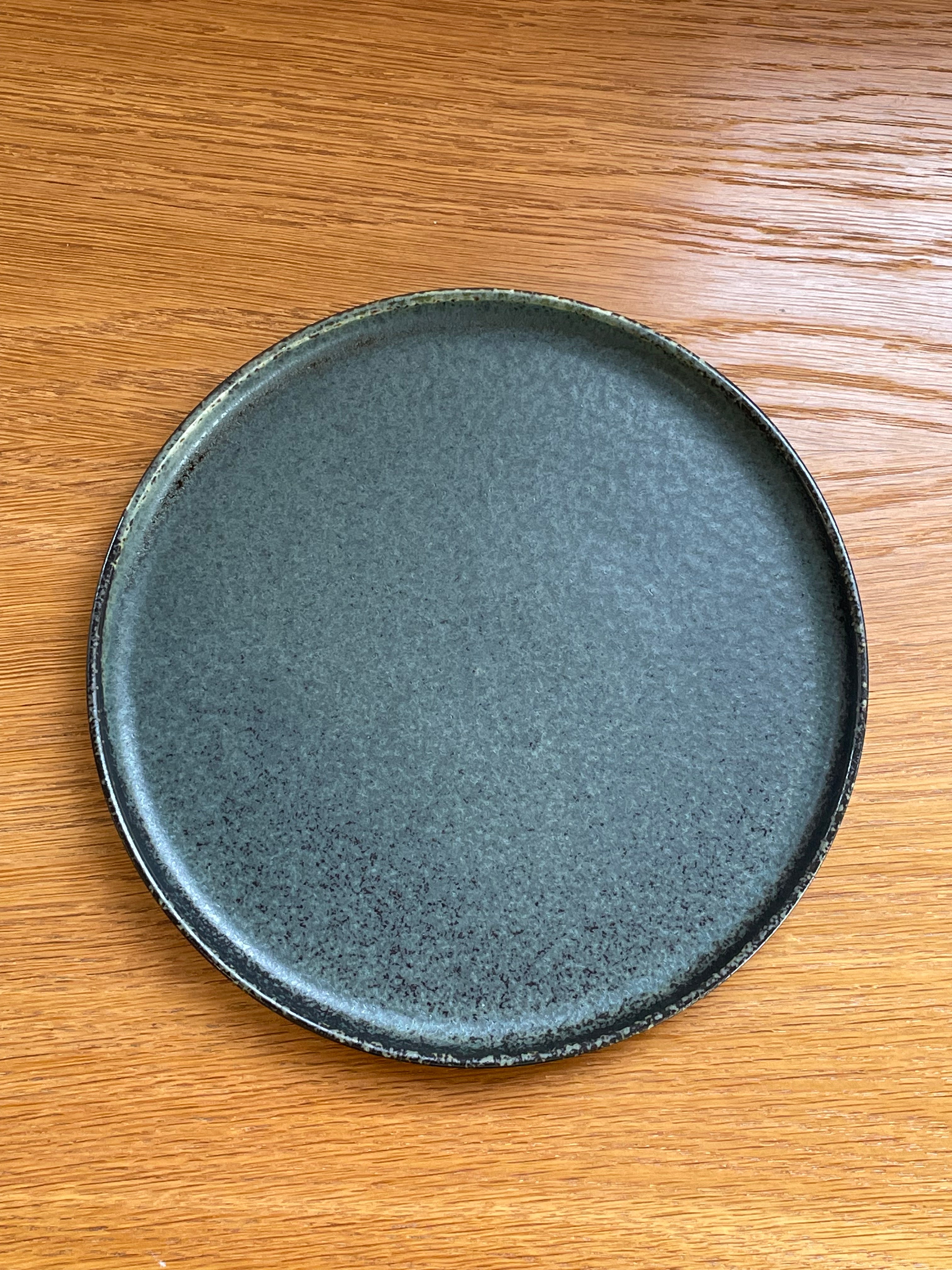 Short Rim Plate 19cm - KOKUTEKI