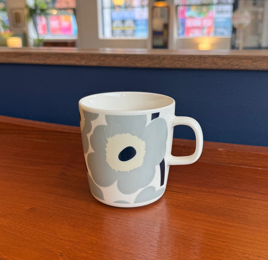 Marimekko Mug in Unikko