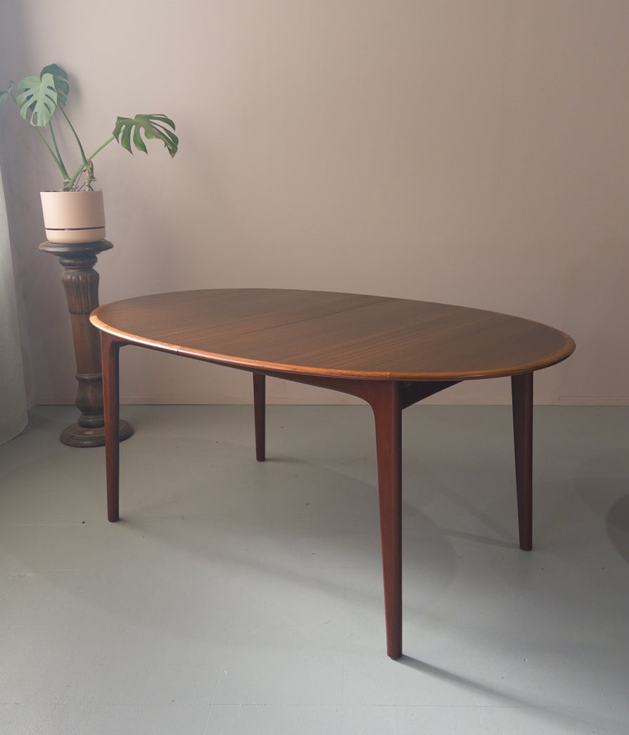 Oval Extension Dining Table by Noblett