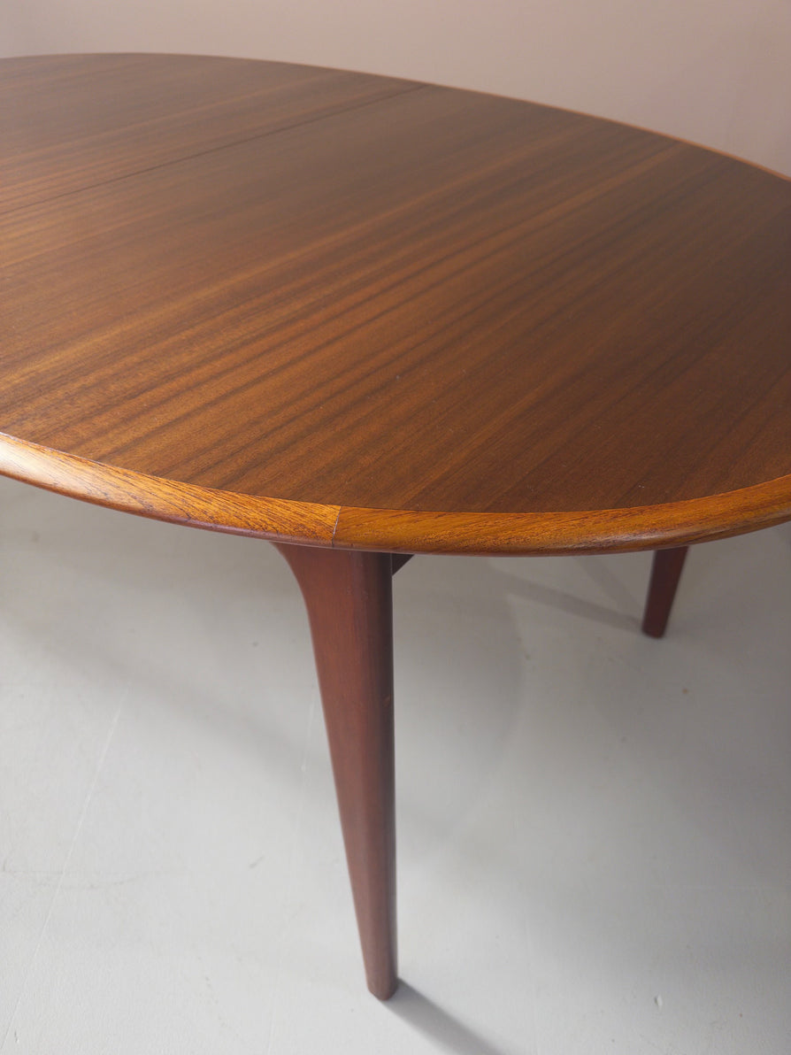 Oval Extension Dining Table by Noblett
