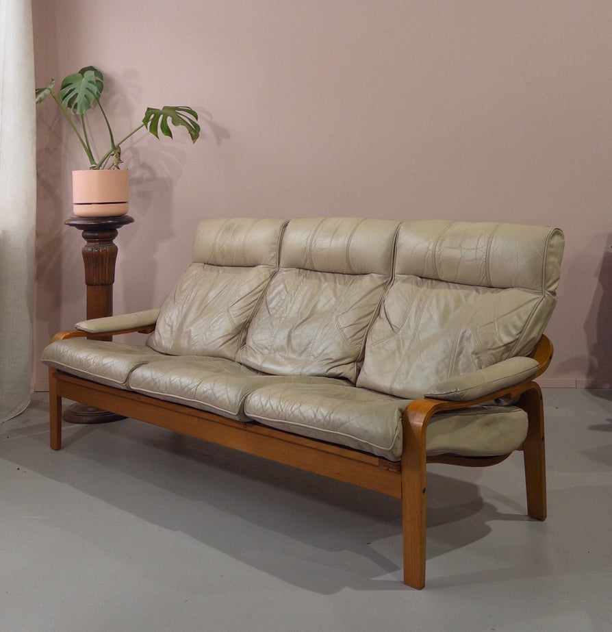 Danish Deluxe Sofa in Cream Leather