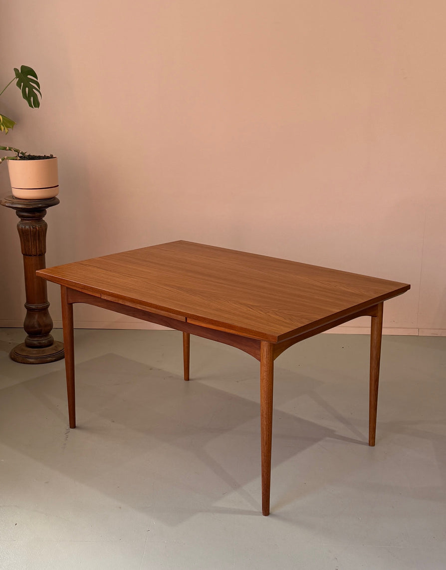 Parker Extension Dining Table