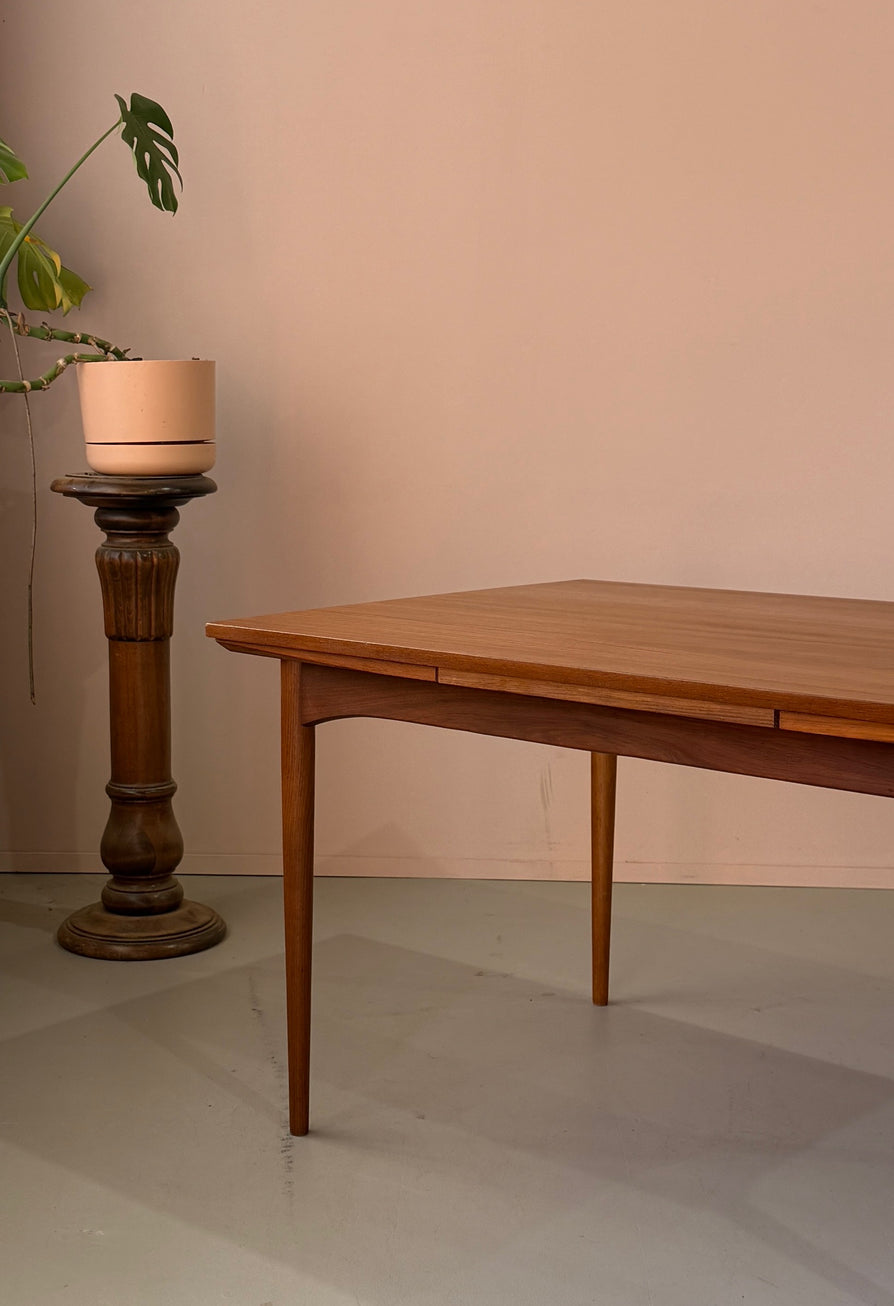Parker Extension Dining Table