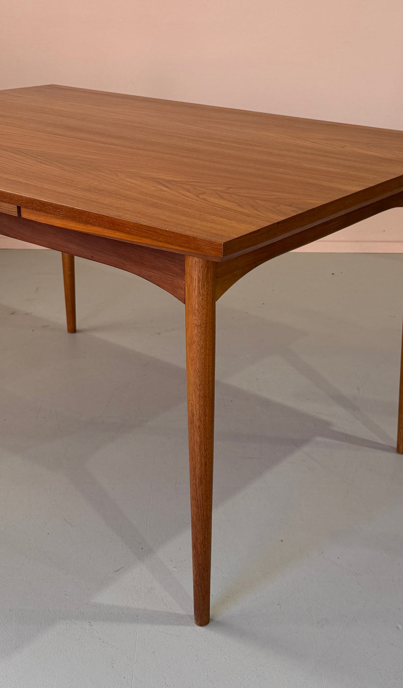 Parker Extension Dining Table