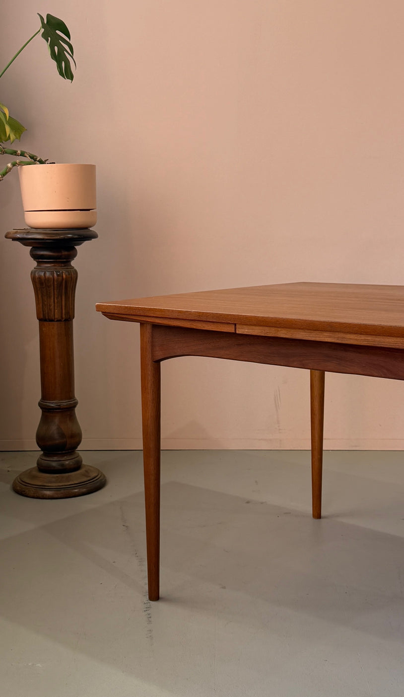 Parker Extension Dining Table