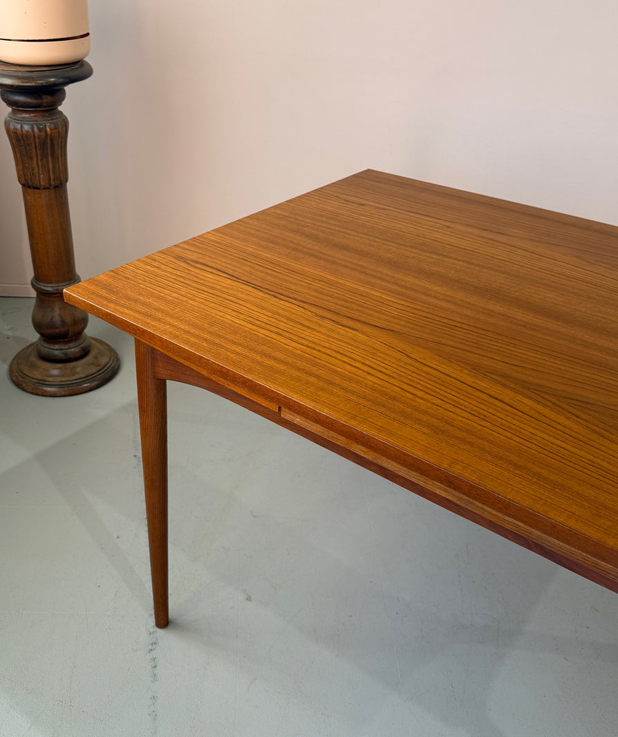 Parker Extension Dining Table