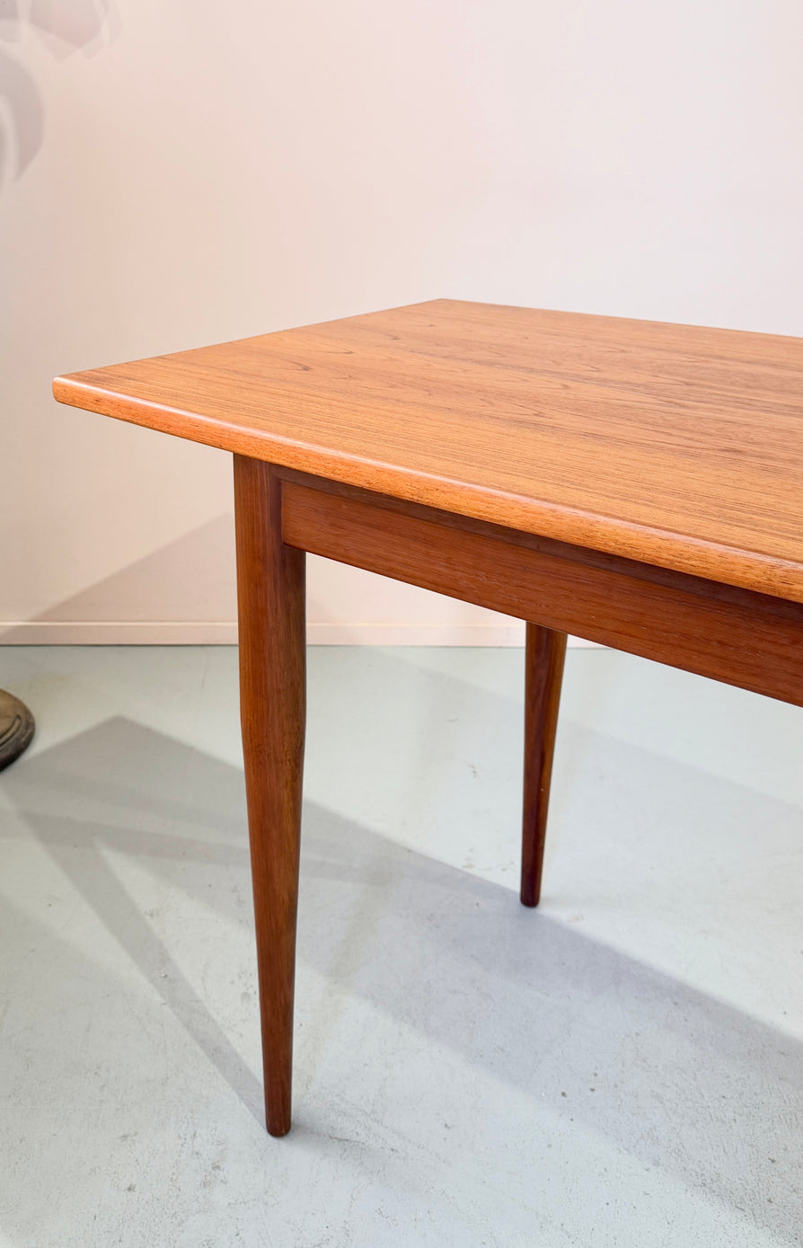Moderntone Extension Dining Table