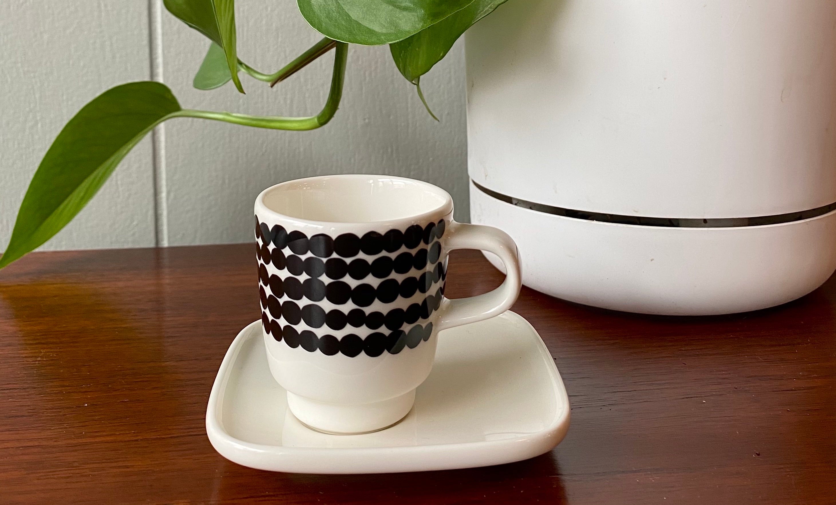 Marimekko Espresso Cup and Saucer - Oiva in Räsymatto