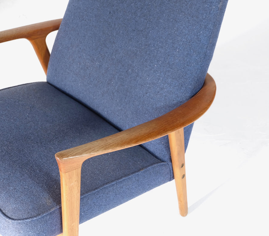 Broderna Andersson Lounge Chair in Oak & New Wool
