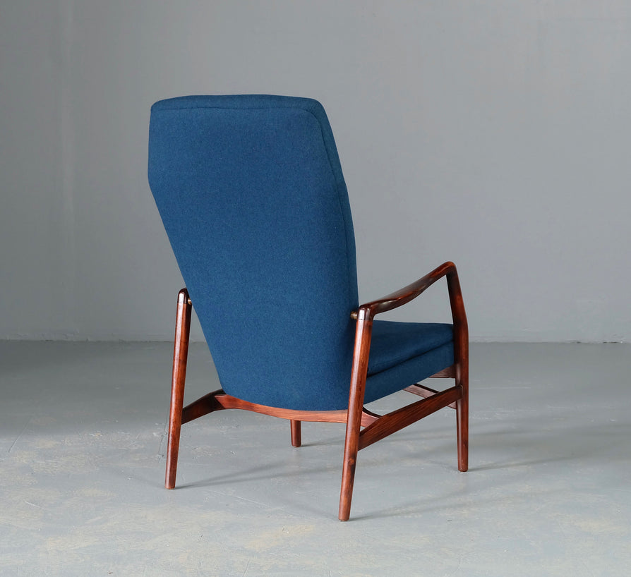 Kurt Olsen Model 215B Easy Chair