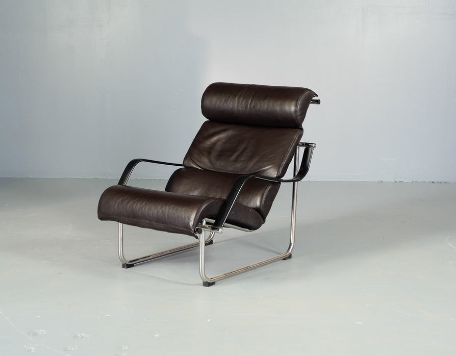Yrjö Kukkapuro 'Remmie' Lounge Chair & Ottoman for Avarte